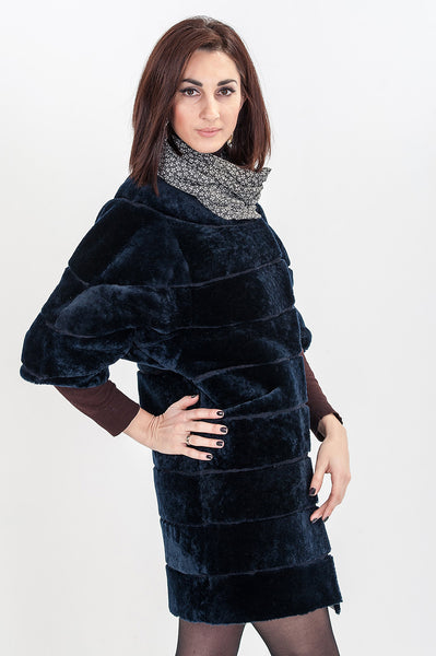 Dark blue mouton fur coat Undine