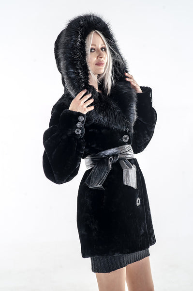 Black mouton fur coat Nona