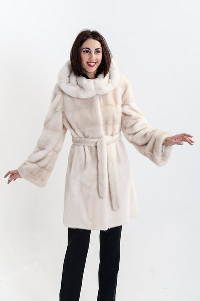 Pearl mink fur coat Savanna